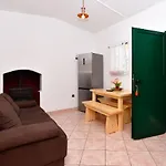 House Dino *
