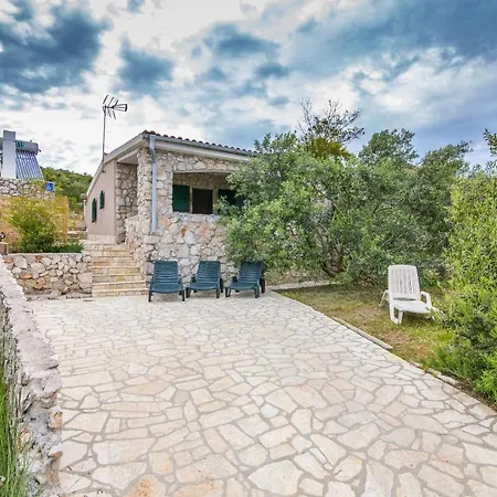 Nyaraló House Dino Tkon